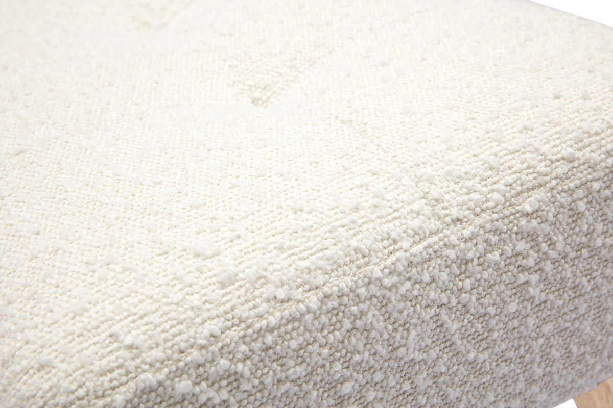Banc scandinave capitonn� en tissu effet laine boucl�e blanc et bois clair L96 cm GUESTA
