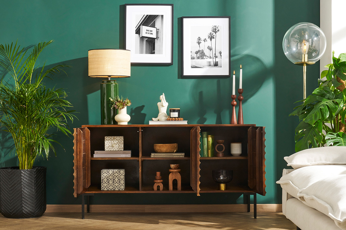 Buffet en bois fonc� manguier massif et m�tal noir 3 portes L140 cm ONDA