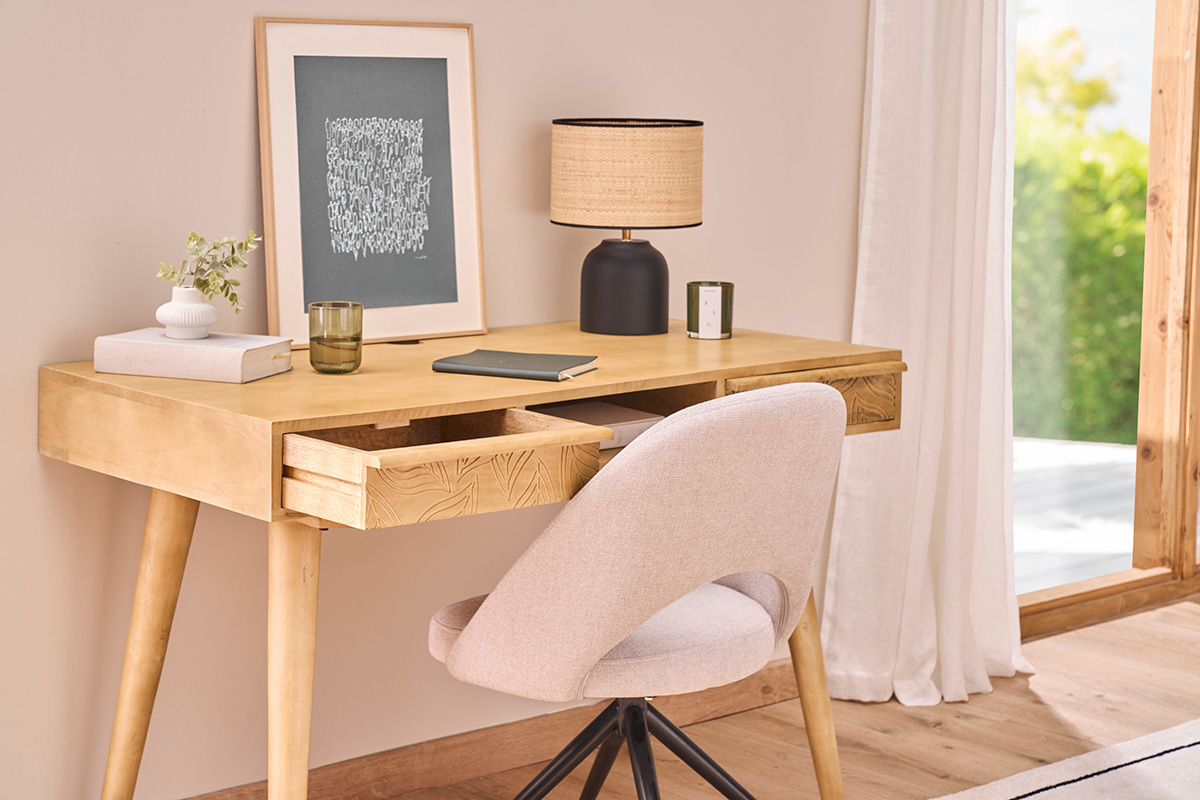 Bureau avec rangements 2 tiroirs ethnique bois manguier massif grav� L120 cm KAFFIR