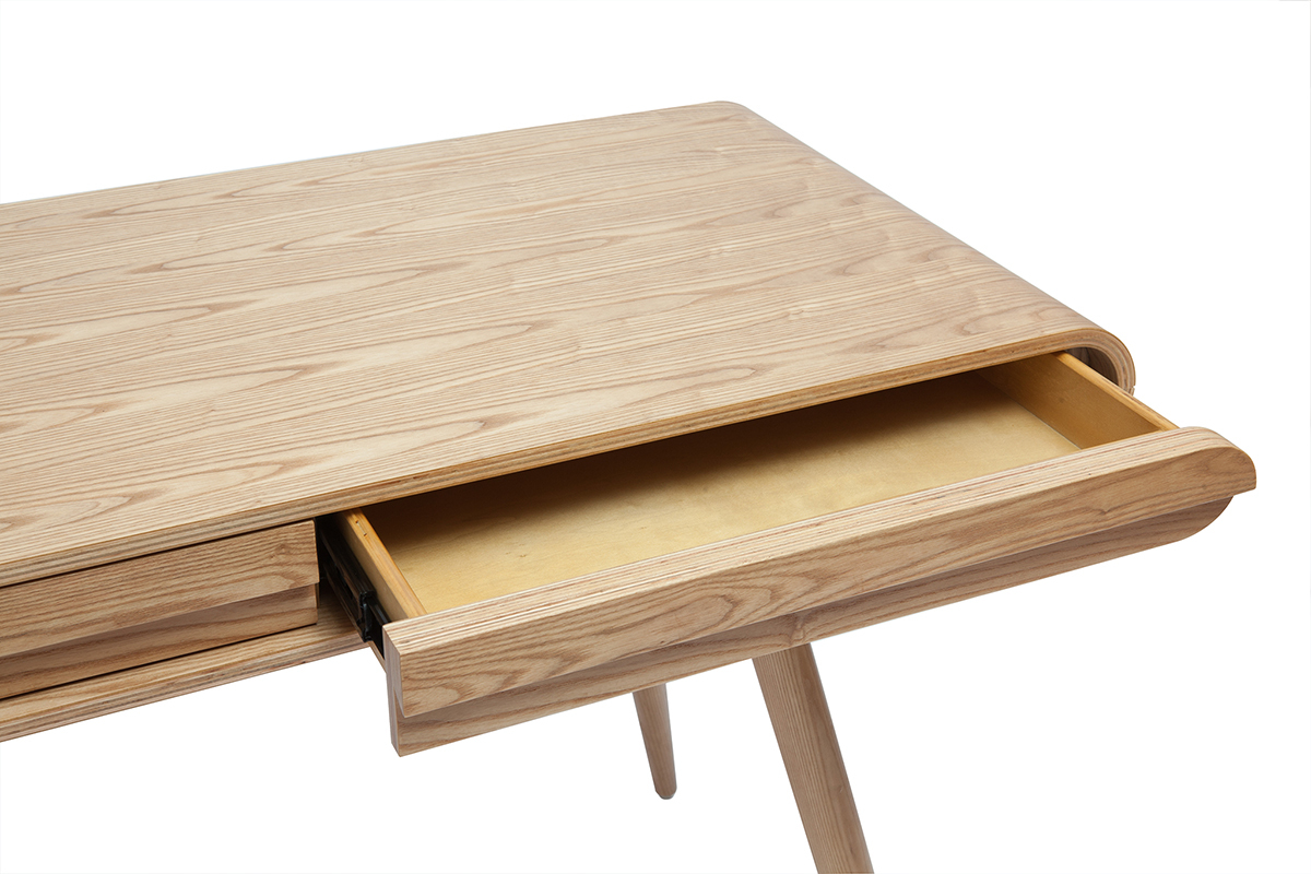 Bureau scandinave bois clair avec tiroir ouvert, vue de dessus.