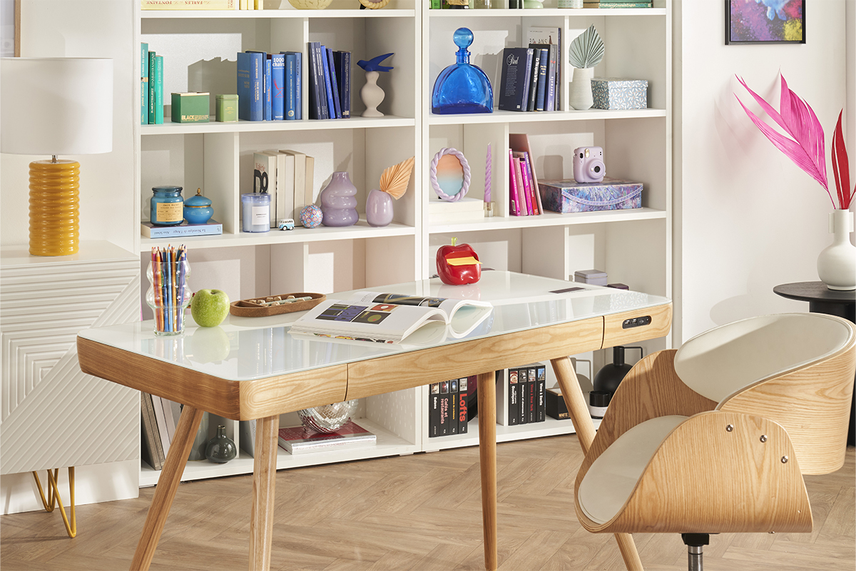 Bureau connect� multim�dia avec tiroir en verre et bois clair L120 cm CLEVER