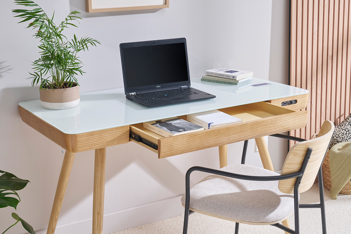 Bureau connect� multim�dia avec tiroir en verre et bois clair L120 cm CLEVER