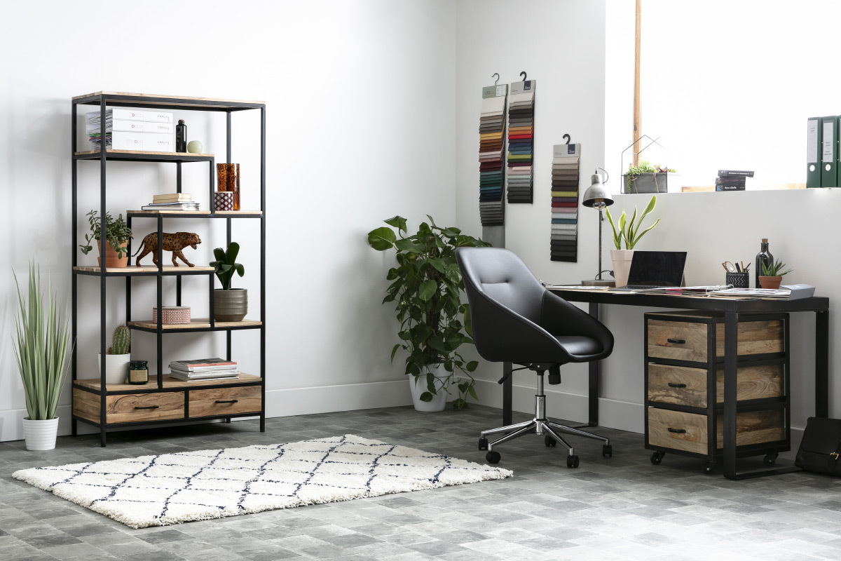 Bureau industriel bois manguier massif et m�tal noir L153 cm INDUSTRIA