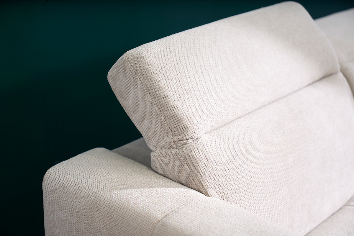 Canap� d'angle droit 3 places avec t�ti�res ajustables en tissu chenille beige et m�tal NORELL