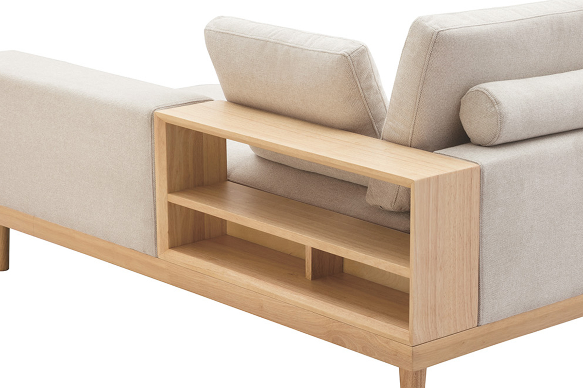 Canap� d'angle droit 5 places avec rangements en tissu effet velours textur� beige et bois clair KOMAO