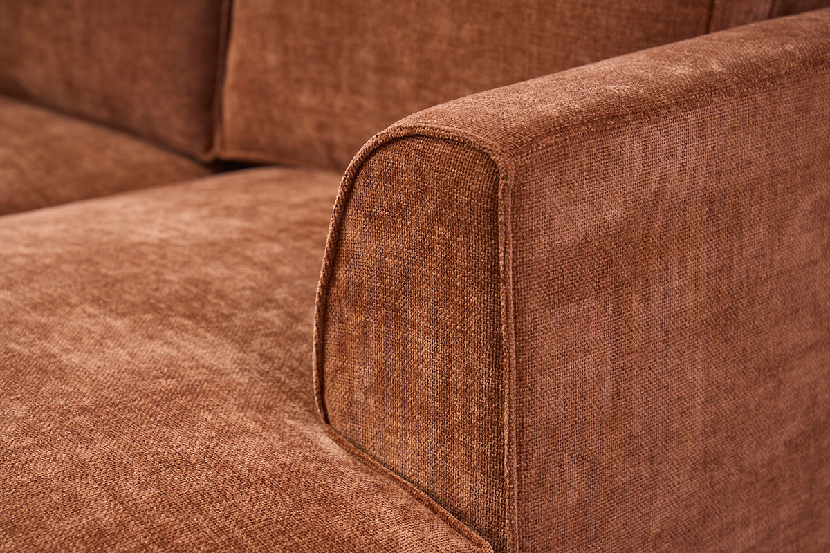 Canap� d'angle gauche design en tissu effet velours textur� terre br�l�e 3 places GRAMMY