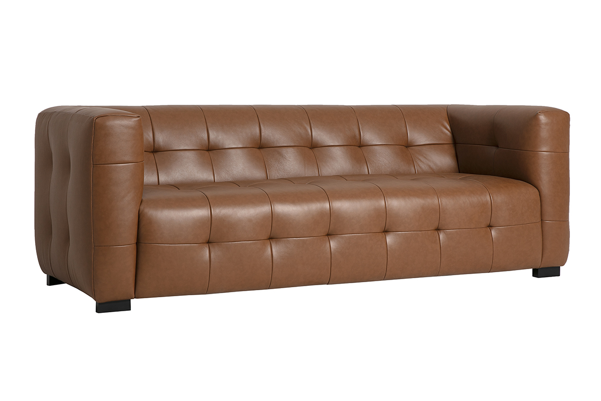 Canap� design 3 places en cuir marron, vue de 3/4.