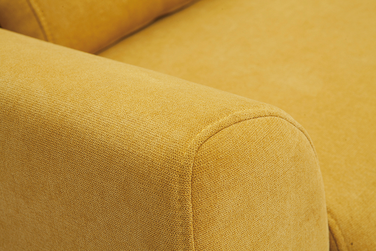 Canap� scandinave 2 places en tissu effet velours jaune moutarde et bois clair EKTOR