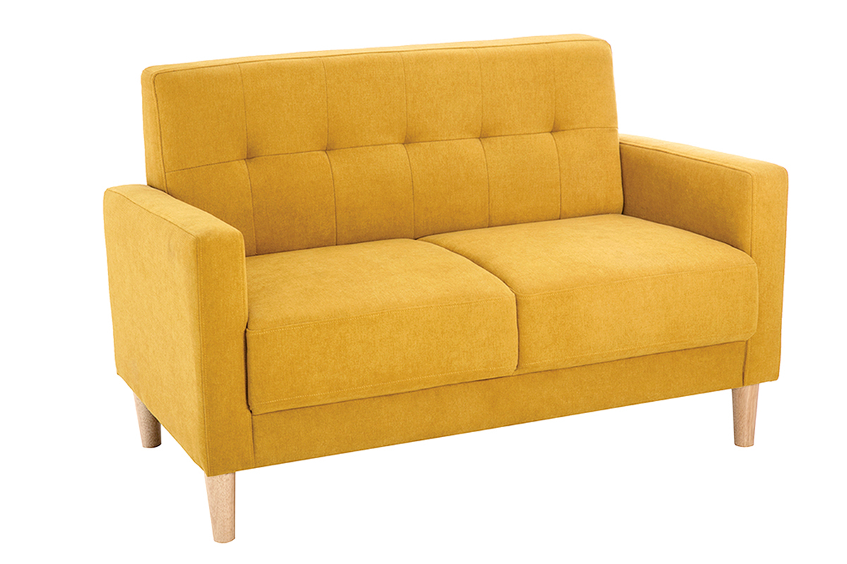 Canap� scandinave 2 places en tissu velours jaune avec pieds en bois clair, vue de trois quarts.