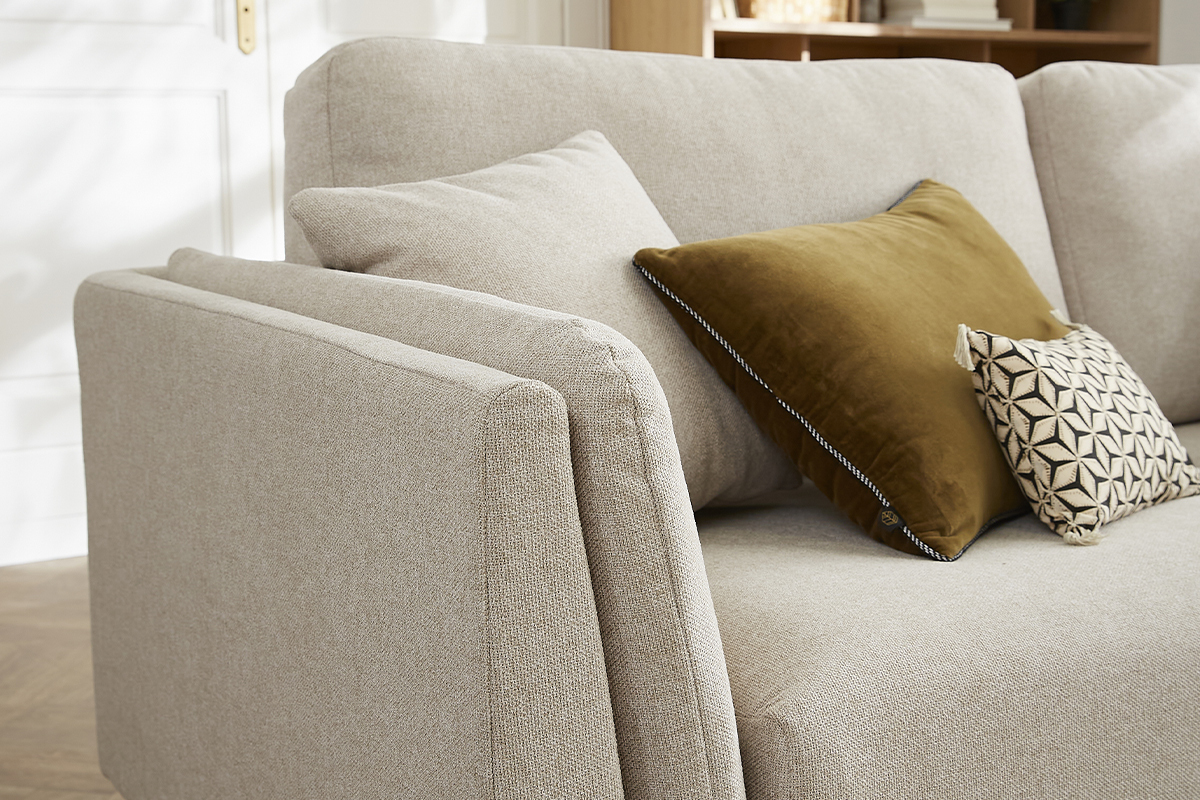 Canap� scandinave 3 places en tissu beige naturel et bois clair VOGUE