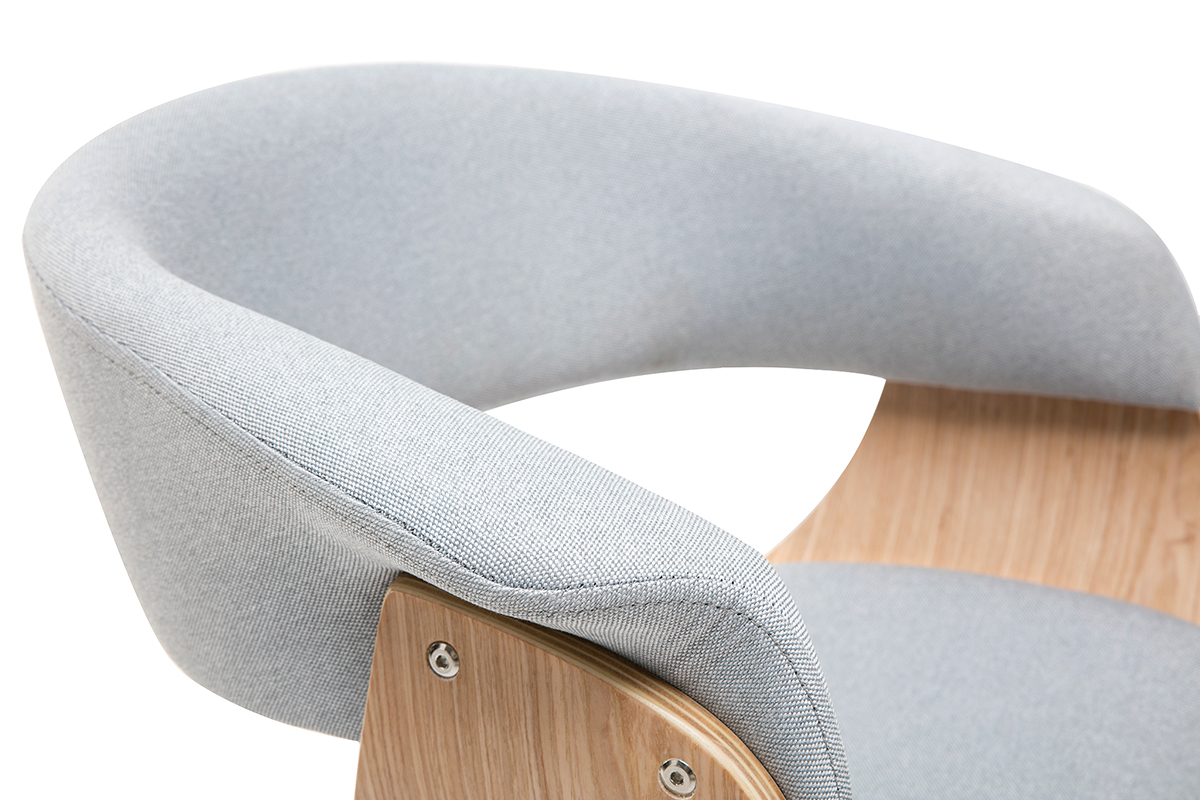 Chaise de bureau OKTAV en tissu gris clair avec cadre en bois clair, vue de d�tail.