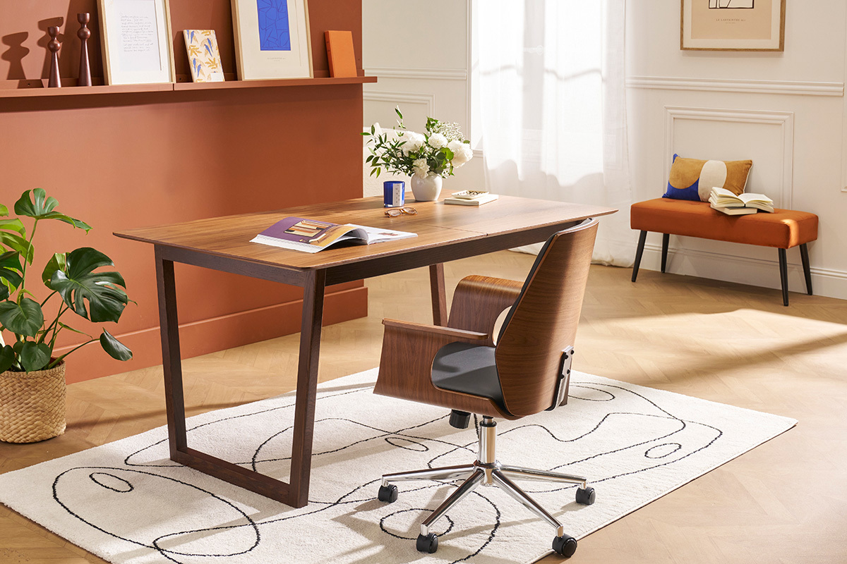Chaise de bureau � roulettes design noir, bois fonc� noyer et acier chrom� RUFIN