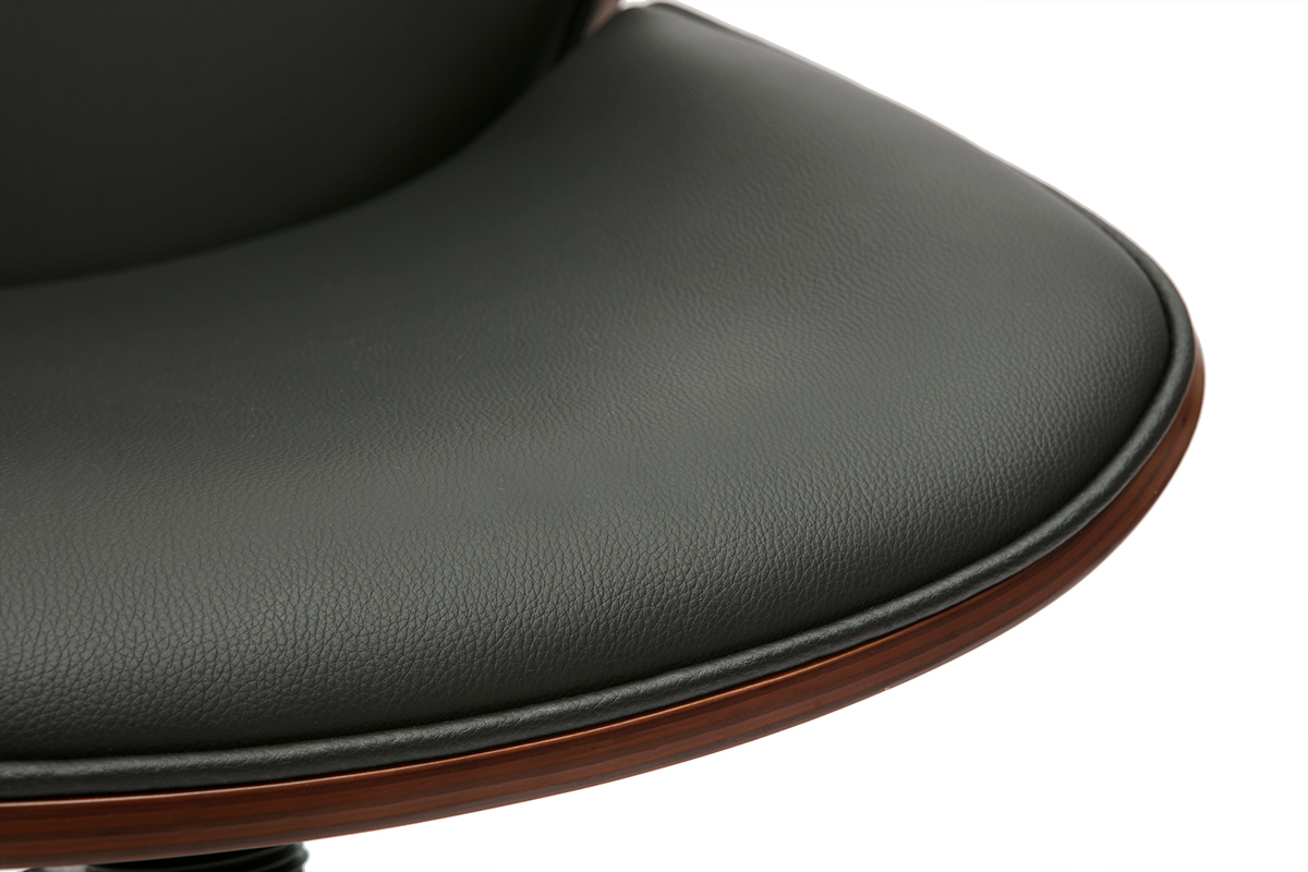 D�tail de l'assise rembourr�e en polyur�thane noir de la chaise de bureau DOUGLAS
