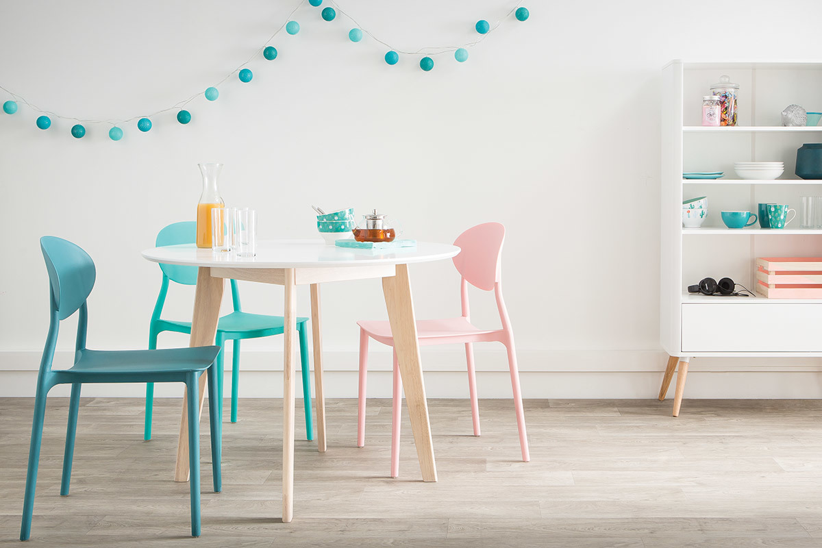 Chaises design empilables jaunes int�rieur - ext�rieur (lot de 2) ANNA