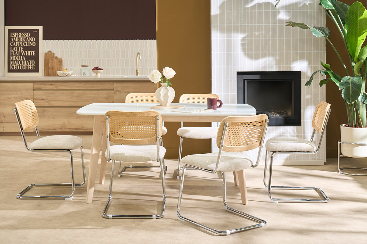 Chaises design en tissu effet velours textur� beige, m�tal chrom� et cannage rotin (lot de 2) ELECTRA