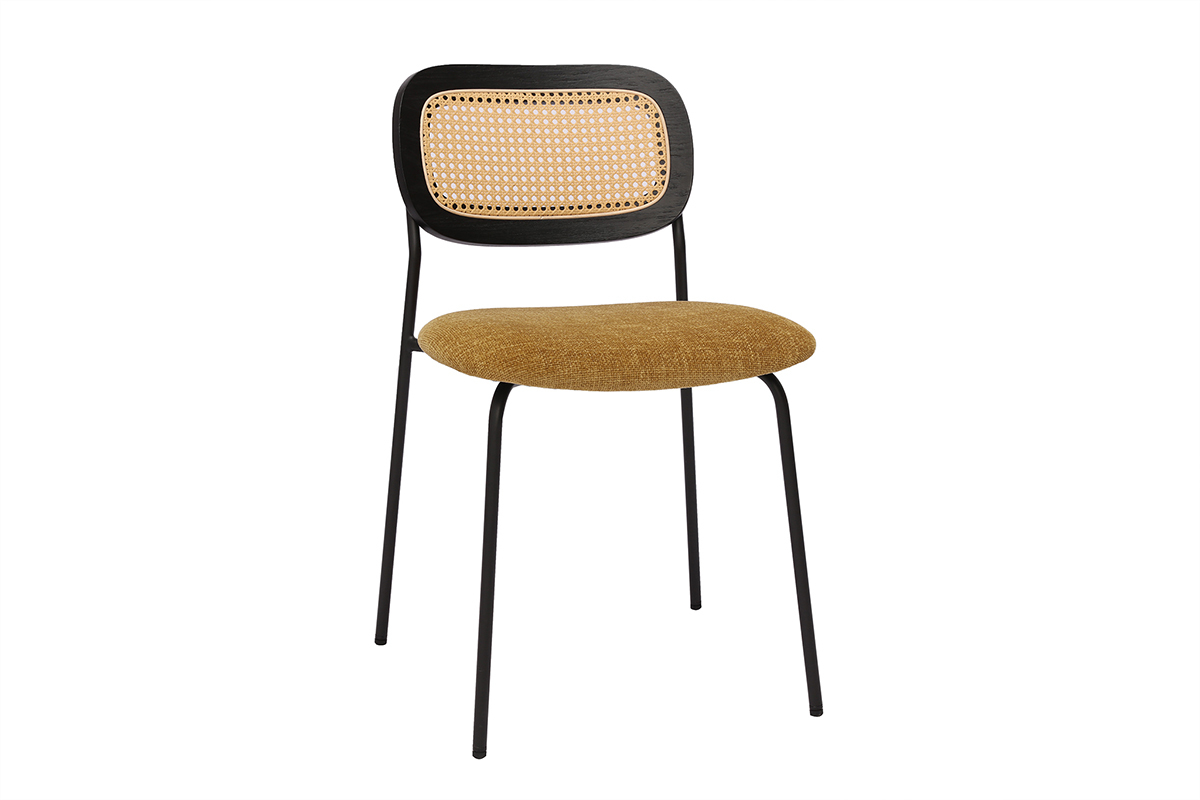 Chaise design avec assise en tissu bronze, dossier en cannage rotin et pieds en m�tal noir, vue de 3/4.