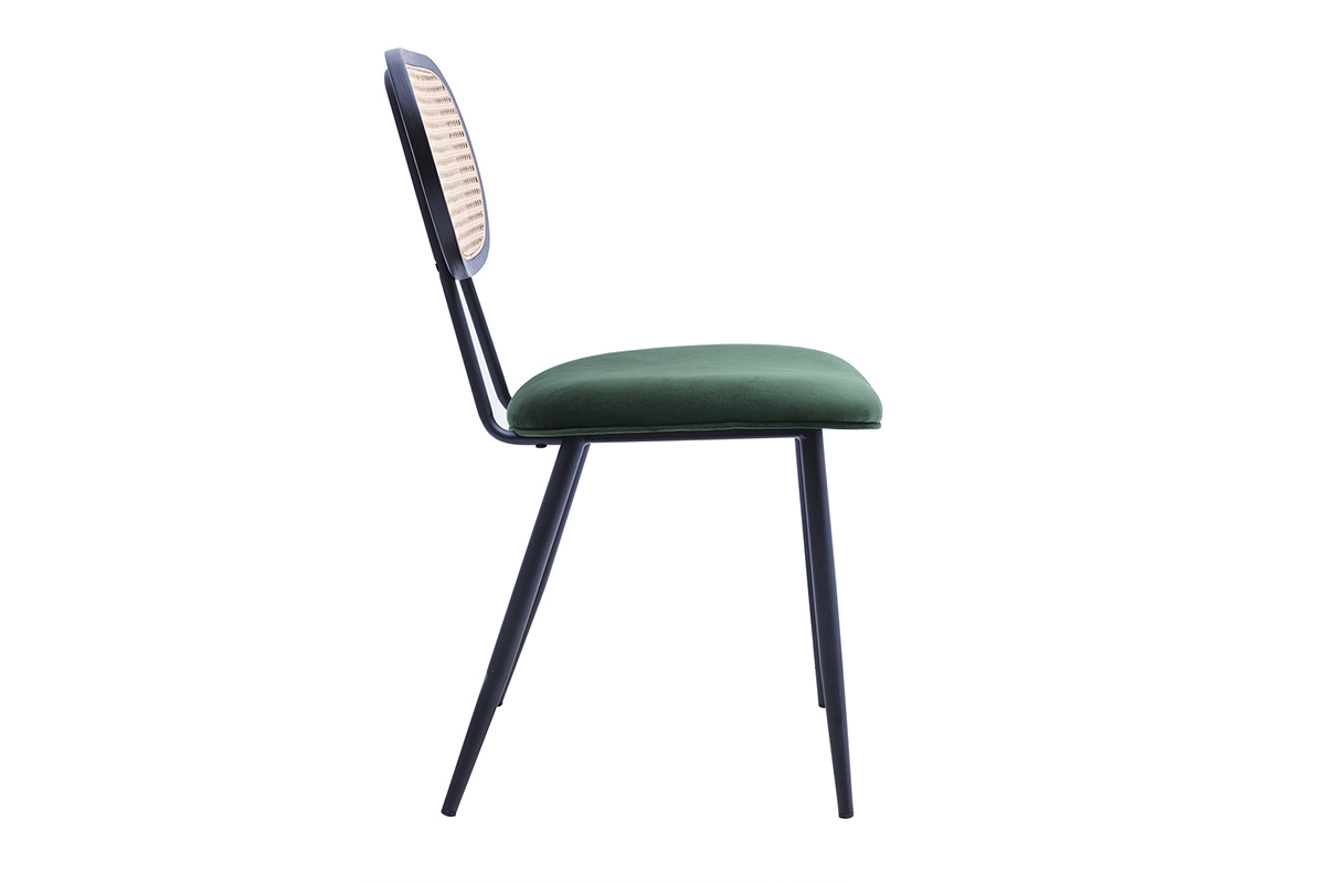 Chaise design en velours vert fonc�, vue de profil, m�tal noir et dossier en cannage rotin.