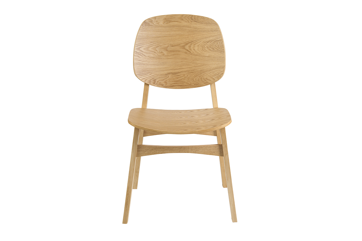 Chaise en bois clair fr�ne, vue de face, au design scandinave avec assise et dossier galb�s.