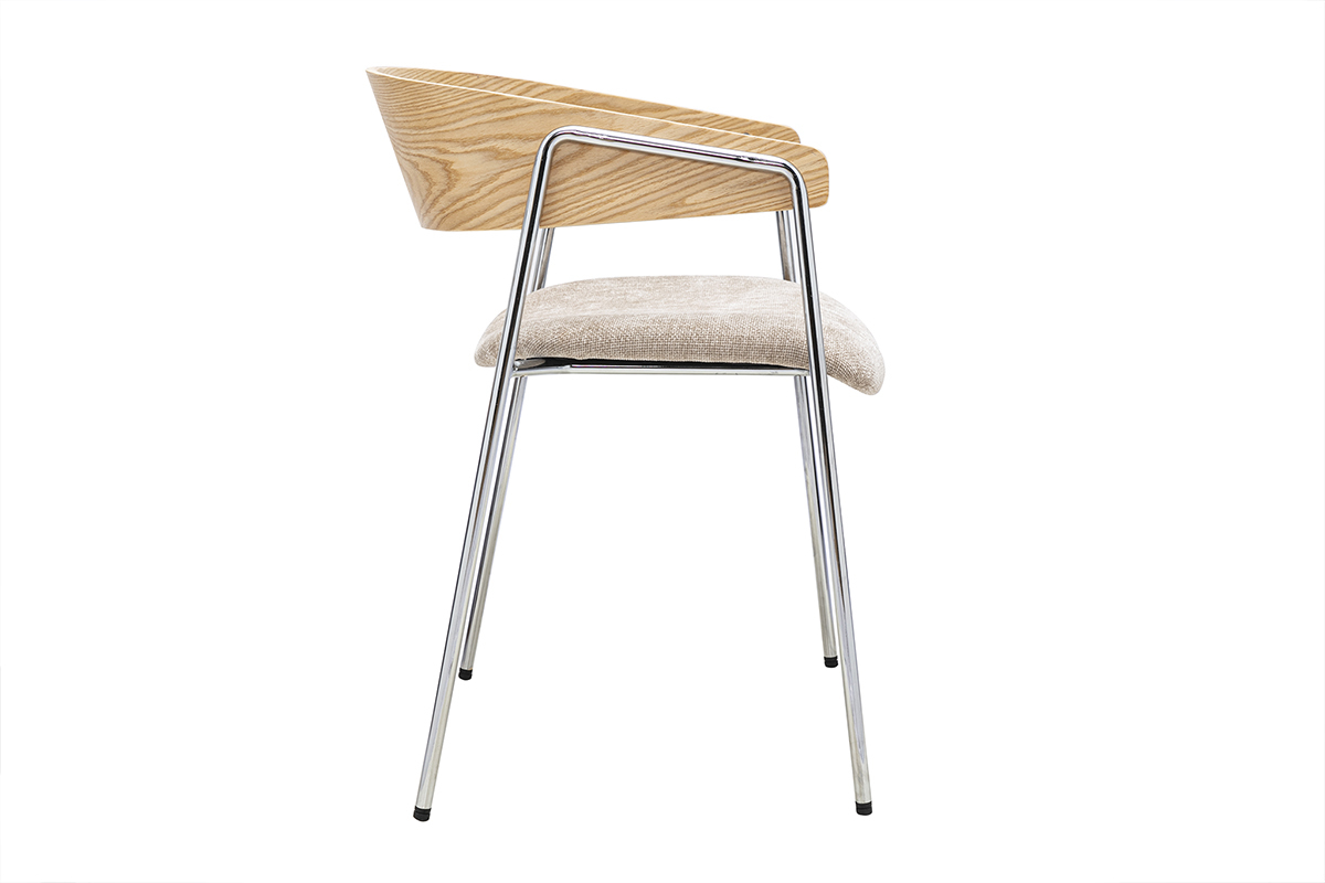 Chaise en tissu effet velours taupe avec dossier en bois clair et pieds en m�tal chrom�, vue de profil.