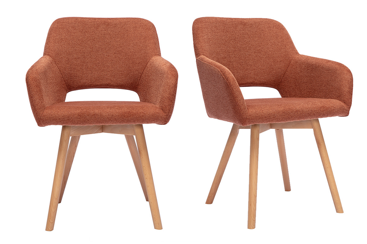 Lot de 2 chaises en tissu effet velours terre br�l�e avec accoudoirs et pieds en bois clair