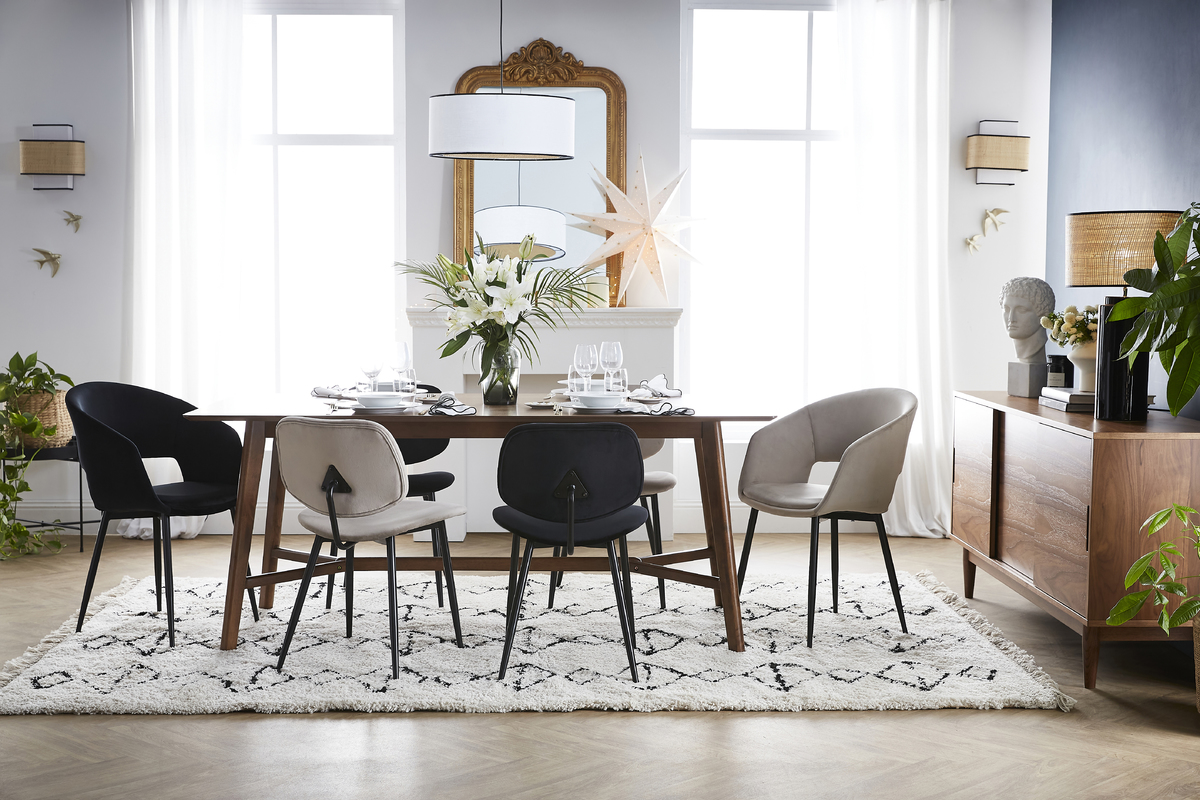 Chaises noires en tissu velours et m�tal (lot de 2) TOBIAS