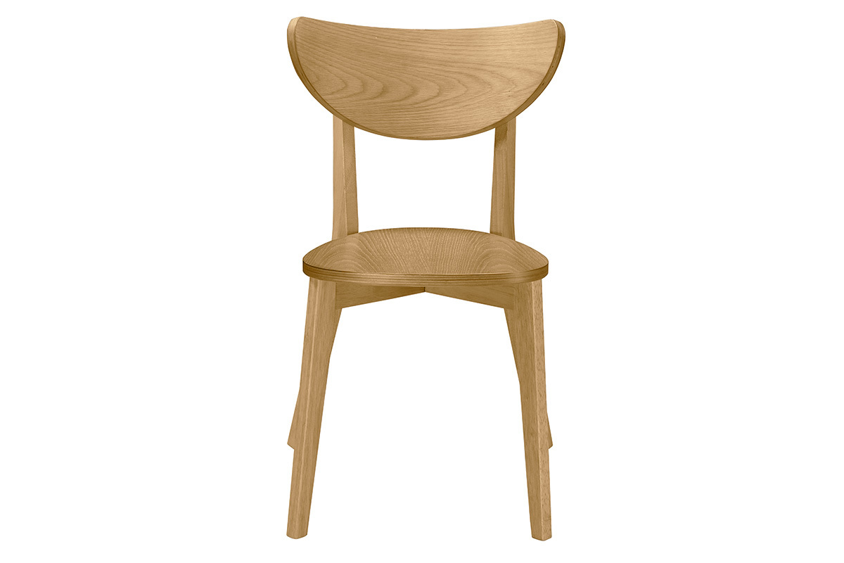Chaise scandinave en bois clair, vue de face, avec dossier arrondi.