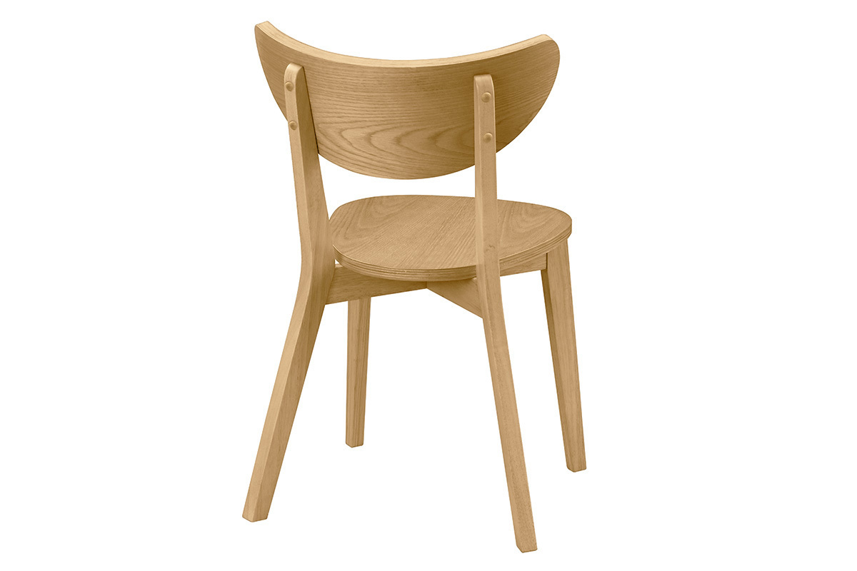 Chaise scandinave en bois clair vue de dos, design �pur� et silhouette arrondie.