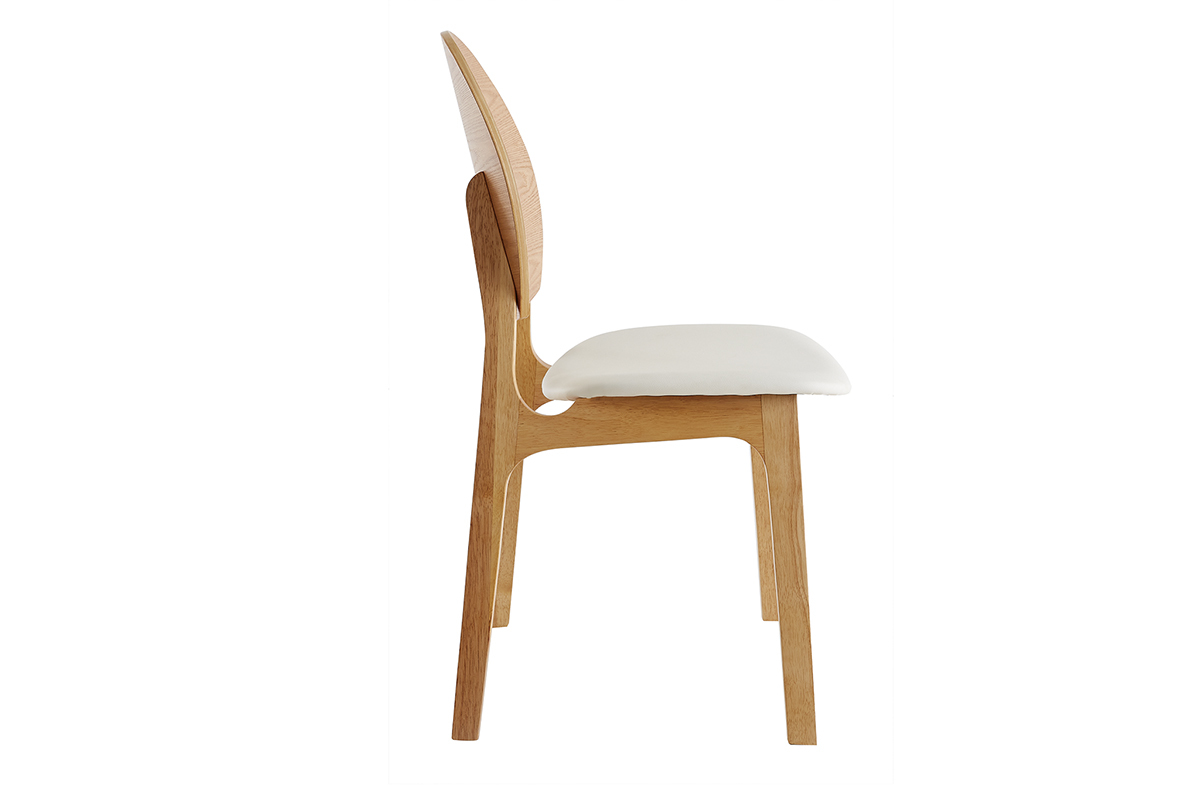 Chaise scandinave vue de profil, bois clair et assise blanche.