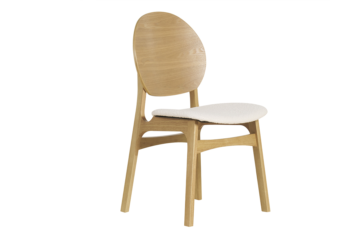 Chaise scandinave ELTON en bois clair avec assise en tissu effet laine boucl�e blanc, vue de 3/4.