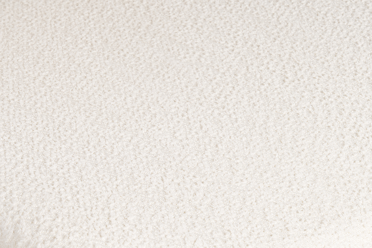 Vue rapproch�e du tissu effet laine boucl�e blanc des chaises ELTON.