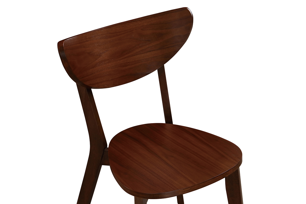 Chaise scandinave en bois fonc� noyer, vue de profil, avec un dossier incurv� et une assise large.