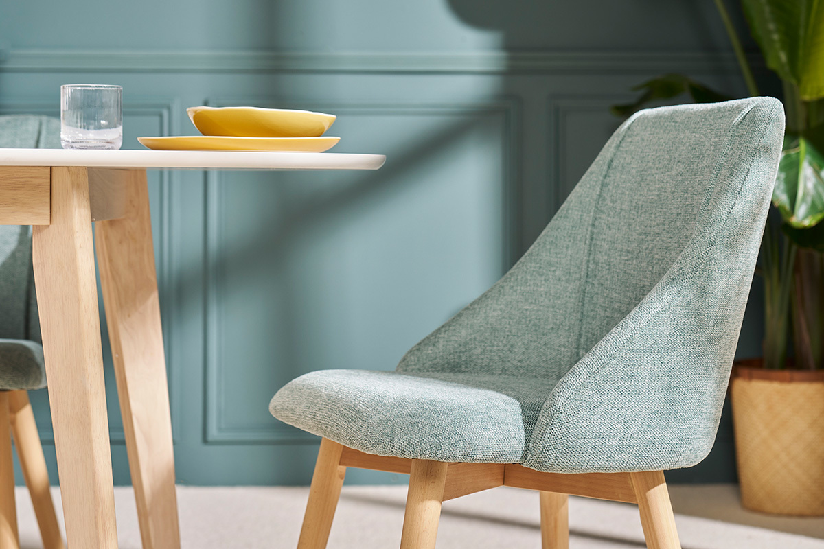 Chaises scandinaves en tissu effet velours textur� vert c�ladon et bois clair (lot de 2) HIGGINS