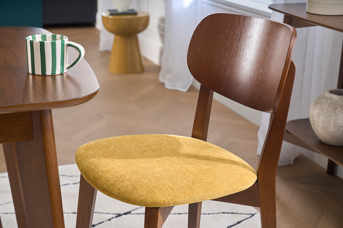 Chaises vintage en bois fonc� ch�ne et tissu effet velours jaune moutarde (lot de 2) LUCIA