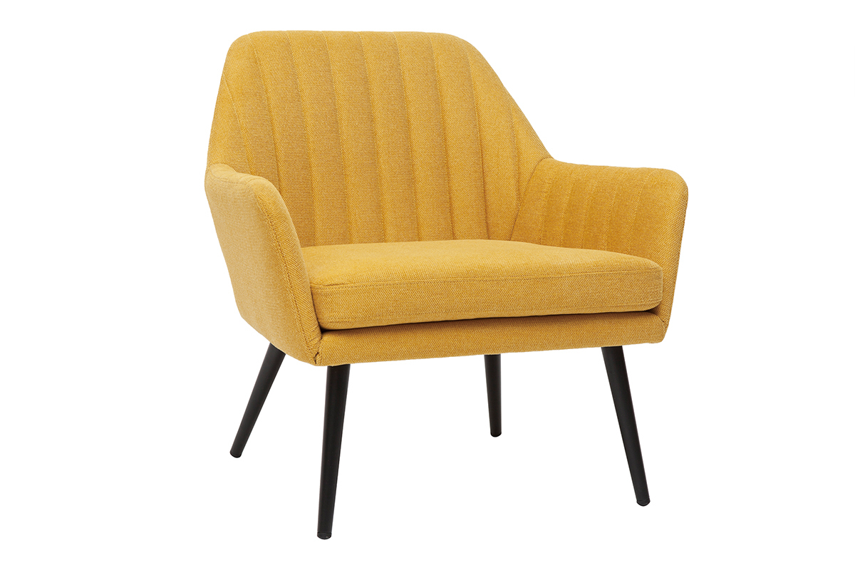 Fauteuil design en tissu jaune moutarde avec accoudoirs �vas�s et pieds en m�tal noir, vue de 3/4
