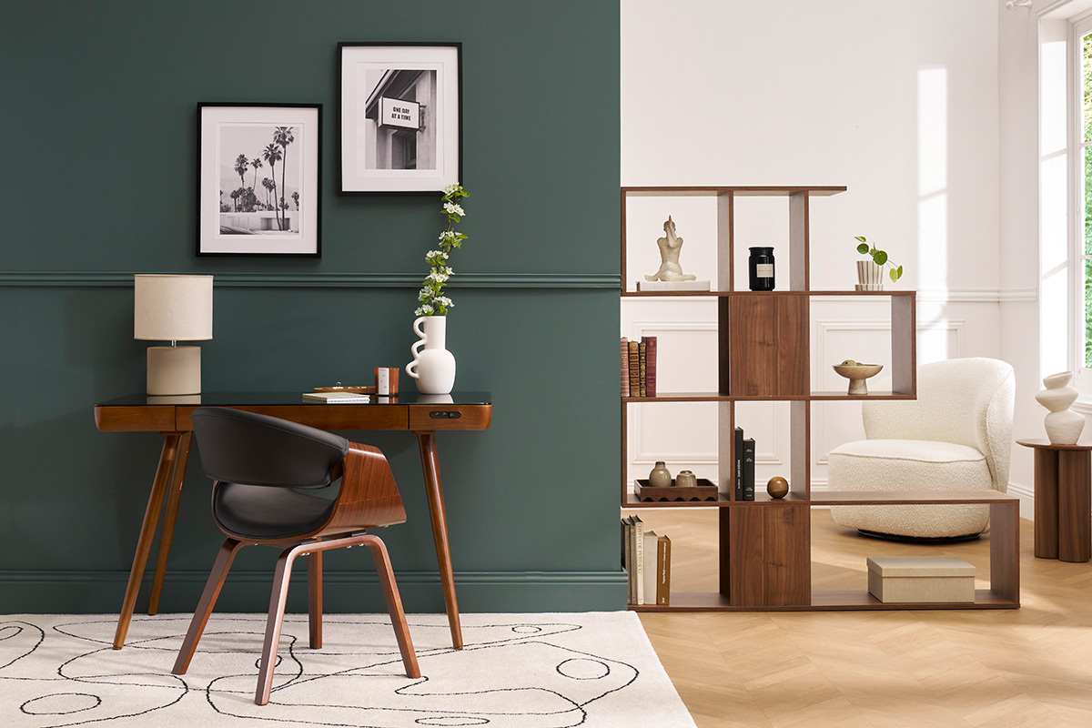 Fauteuil design noir et bois fonc� noyer ARAMIS