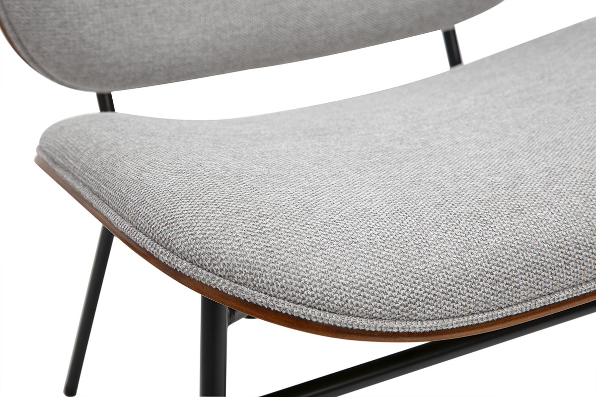Fauteuil SHELBY en tissu effet velours gris et m�tal noir, design moderne.