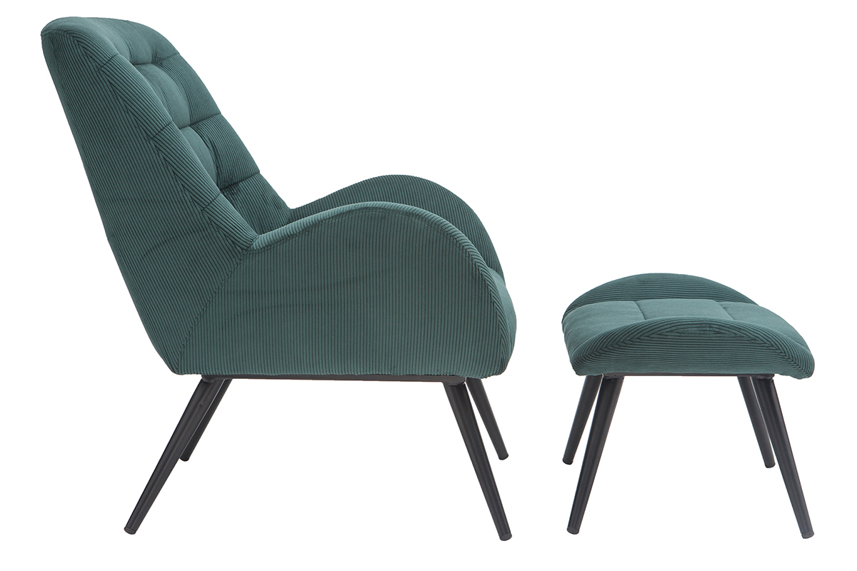 Fauteuil et repose-pieds en velours c�tel� vert, vue de profil, pieds en m�tal noir.