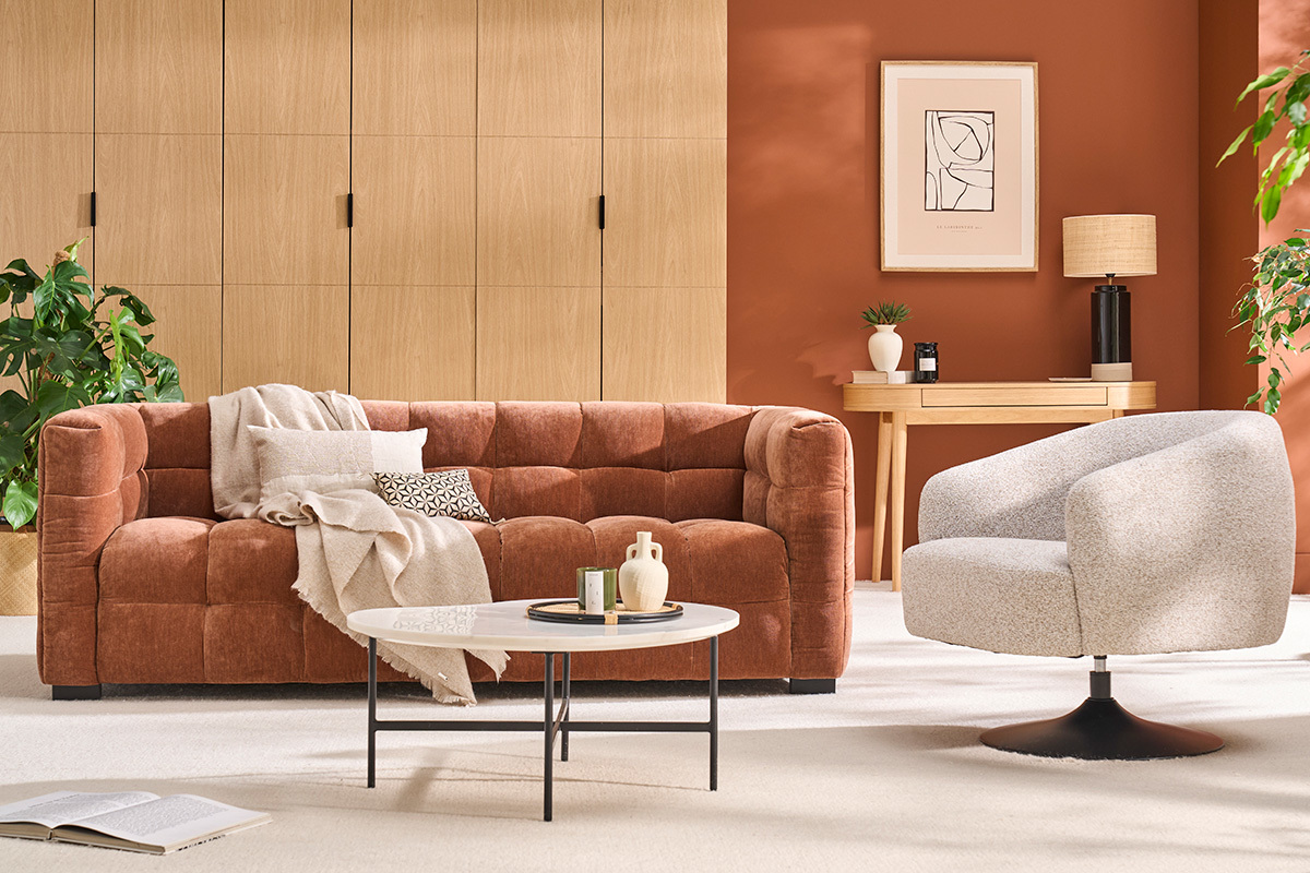 Fauteuil pivotant en tissu effet bouclette beige et m�tal noir BOWIE