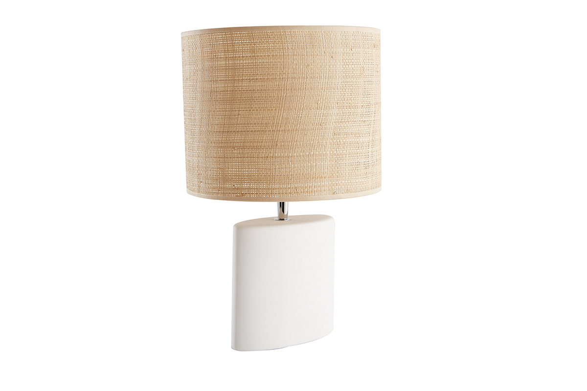 Lampe � poser en c�ramique blanc mat et abat-jour en raphia naturel H40 cm TIGA