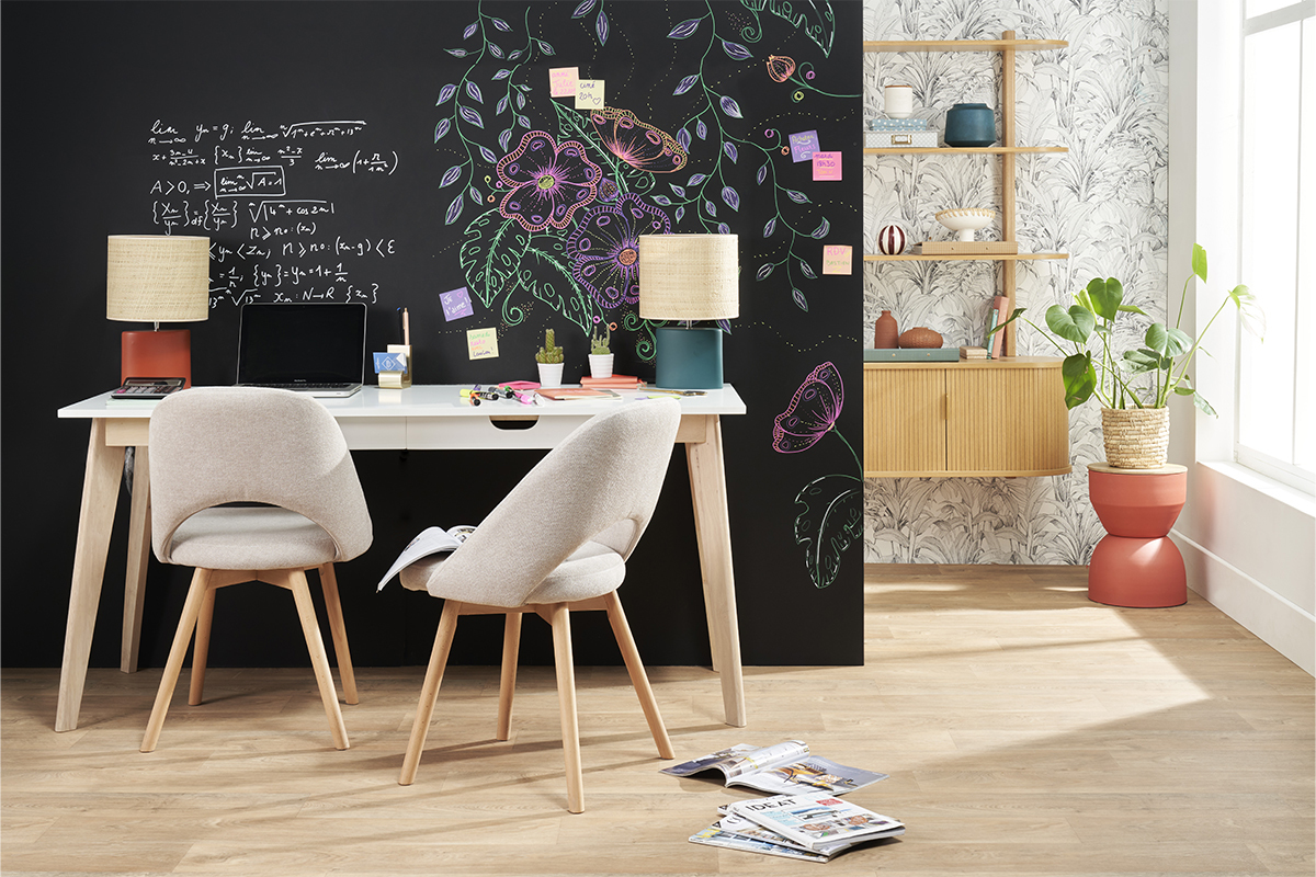 Lampe � poser en c�ramique terracotta mat et abat-jour en raphia naturel H40 cm TIGA