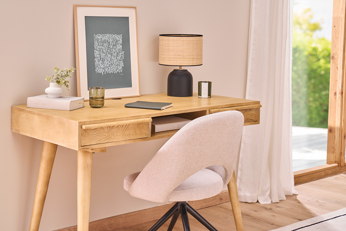 Lampe � poser noire en c�ramique mate et abat-jour en raphia H35 cm ROCHA