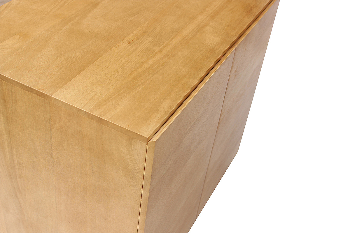 Vue en plong�e du meuble de salle de bain en bois manguier massif, finitions lisses.