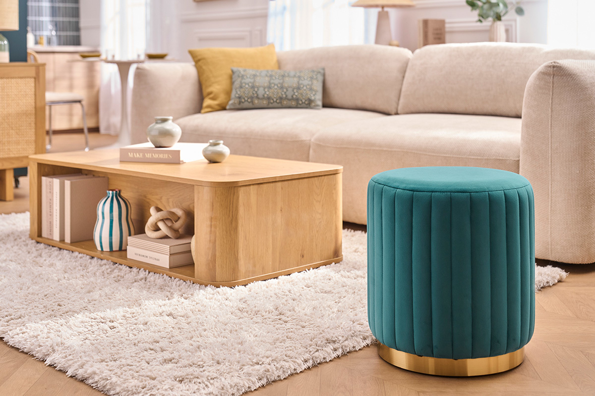 Pouf rond en velours bleu p�trole et m�tal dor� D40 cm DONA