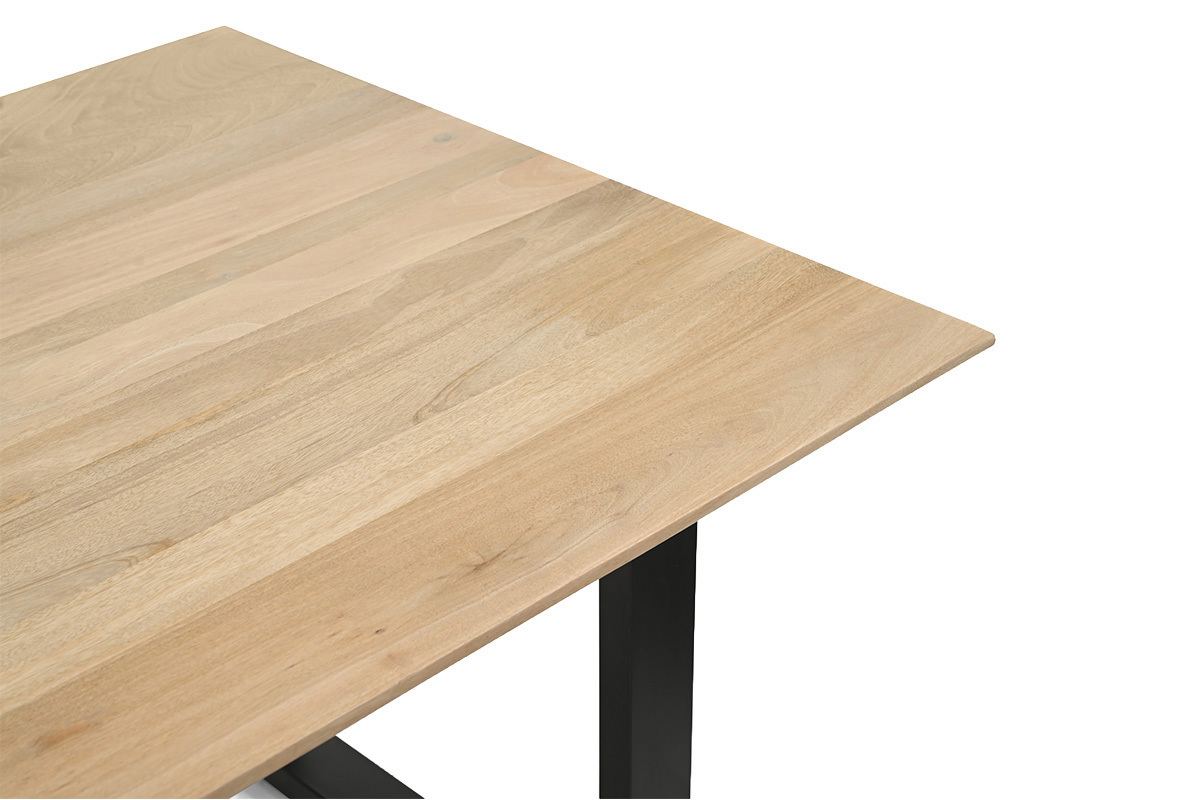 Table � manger extensible en bois clair de manguier massif avec pi�tement en m�tal noir, vue de dessus