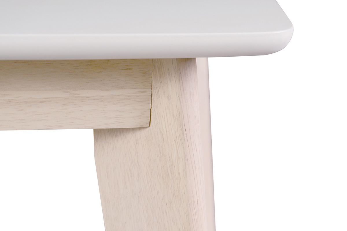 D�tail de la table � manger extensible scandinave blanche et bois clair, vue du dessus