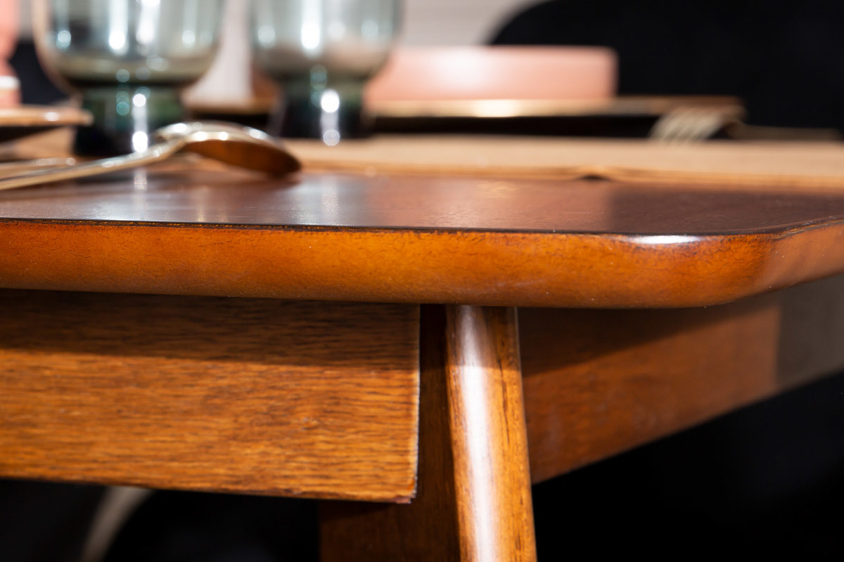 Table � manger extensible scandinave noyer L150-200 cm LEENA