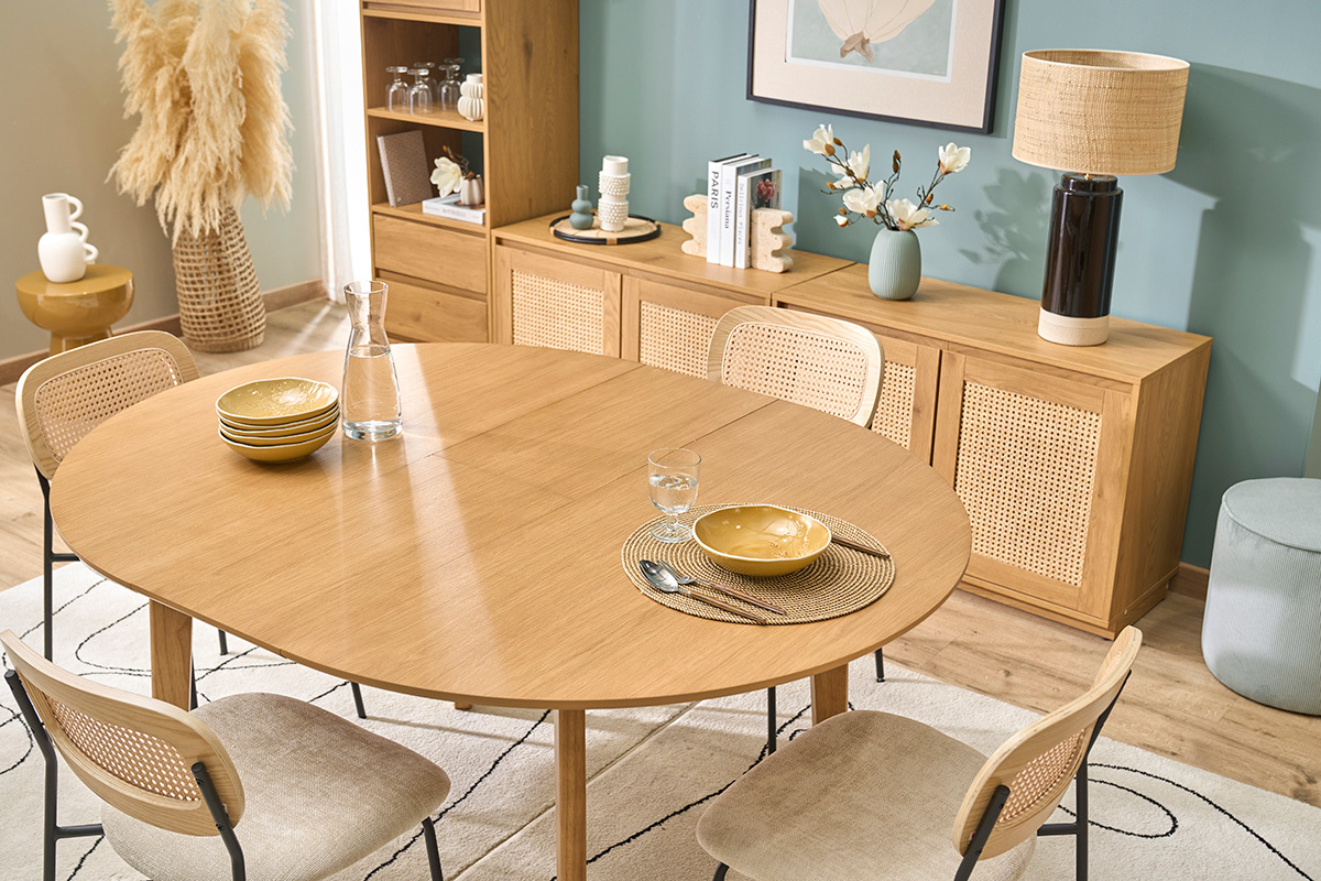 Table � manger ronde extensible avec rallonges int�gr�es en bois clair ch�ne L120-150 cm ANSEL