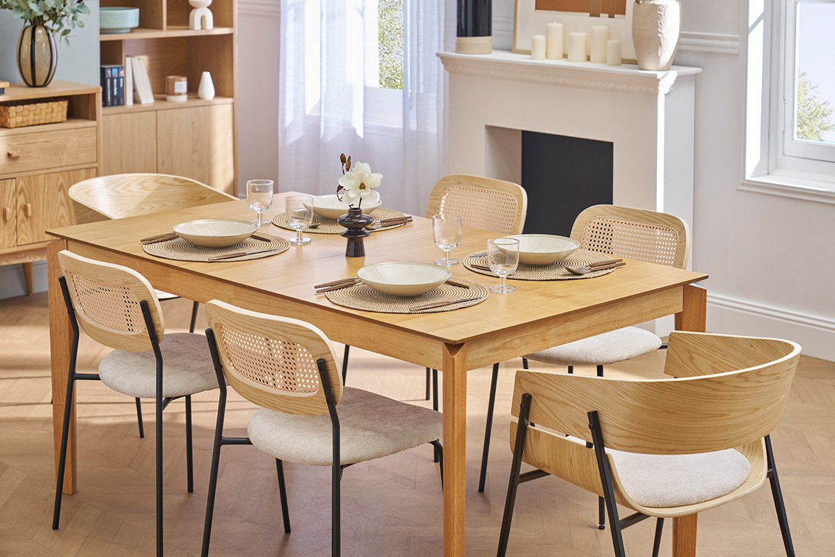 Table extensible rallonges int�gr�es rectangulaire en bois clair fr�ne L160-210 cm BONAVISTA