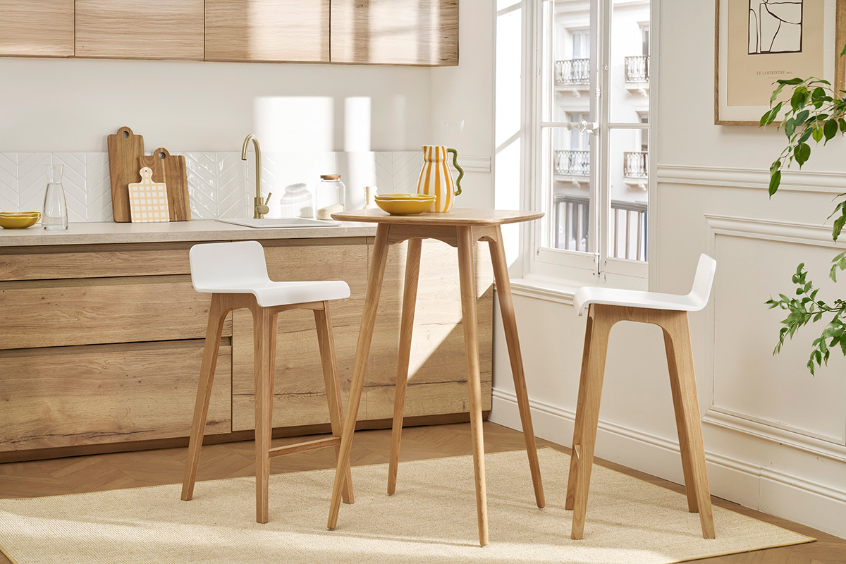 Table haute carr�e fr�ne scandinave L60 cm BALTIK