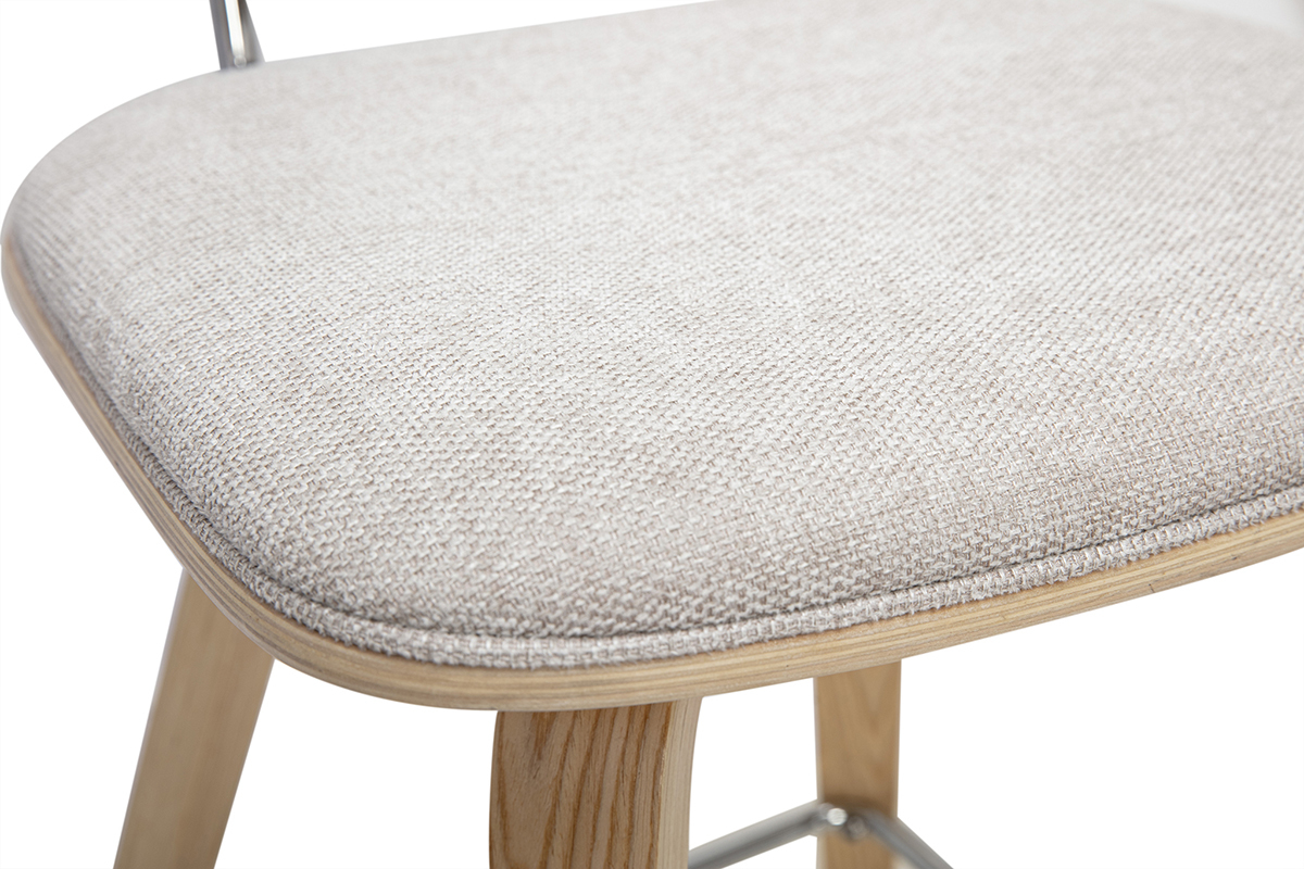 Assise en tissu effect velours textur� beige, vue de pr�s sur les tabourets de bar SEGUR.